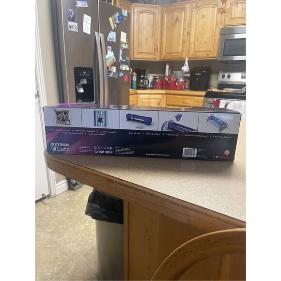 New Xyron Cutz Blue Black Rotary Compact Cutting Starter Kit OS - Picture 7 of 9